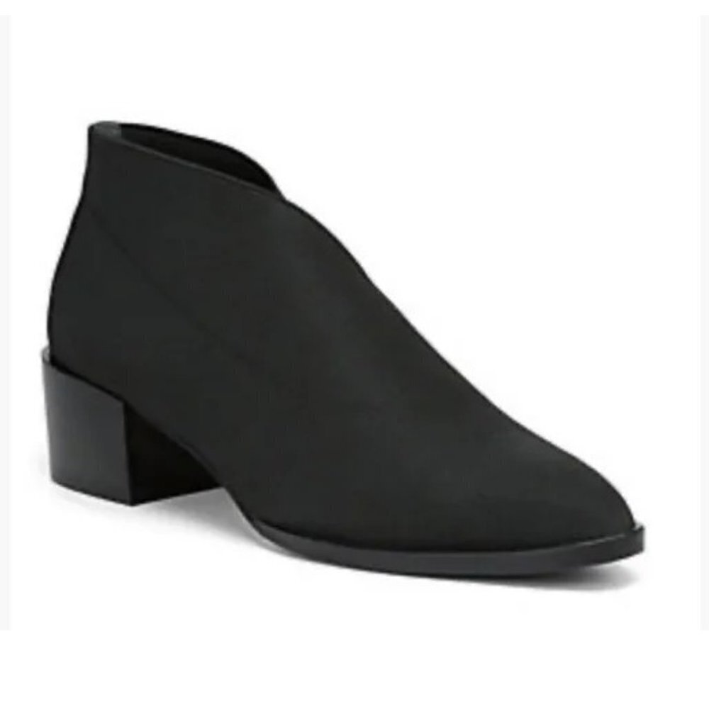 Donald J. Pliner Women's Daved-A Black Elastic Shootie - 9.5 M